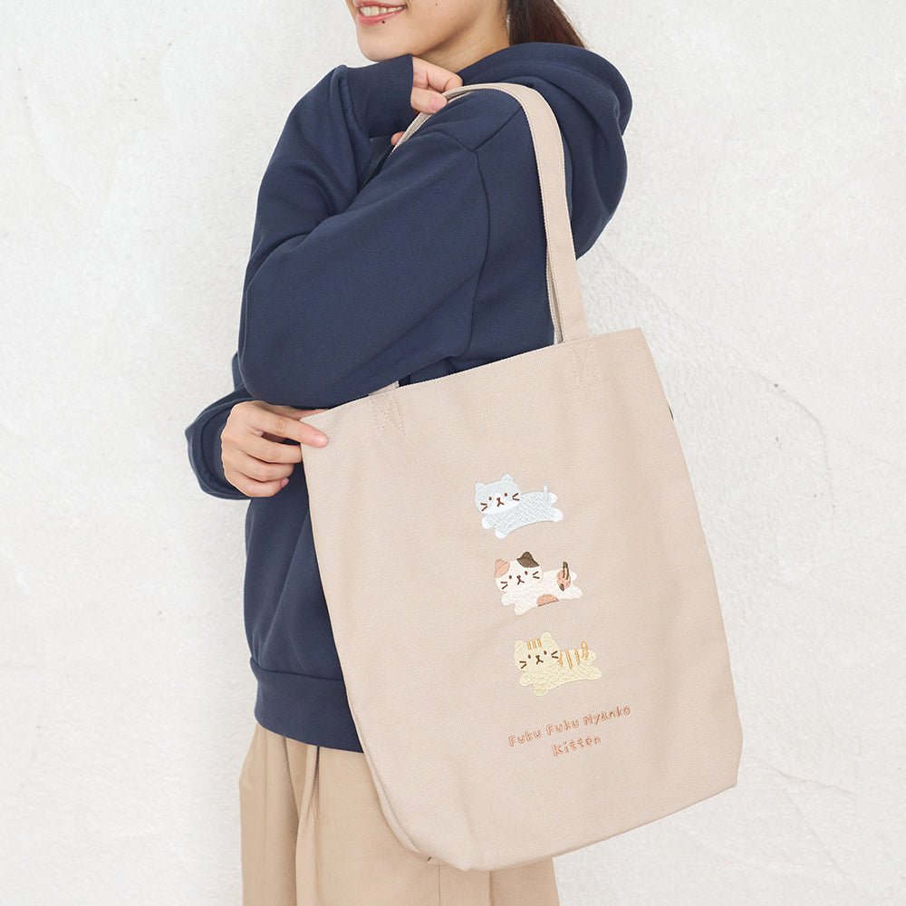 Fuku Fuku Nyanko KITTENトートバッグ【11月29日出荷予定】