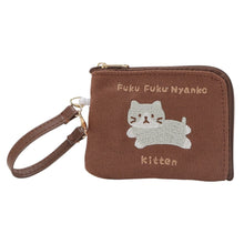  Fuku Fuku Nyanko KITTENリール付きパスケース
