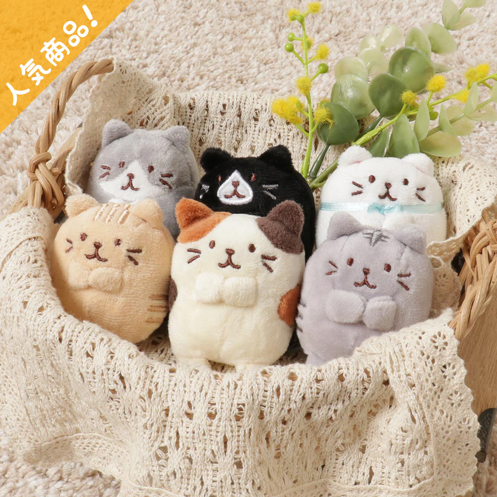 Fuku Fuku Nyanko マスコットS – HAPiNS online shop