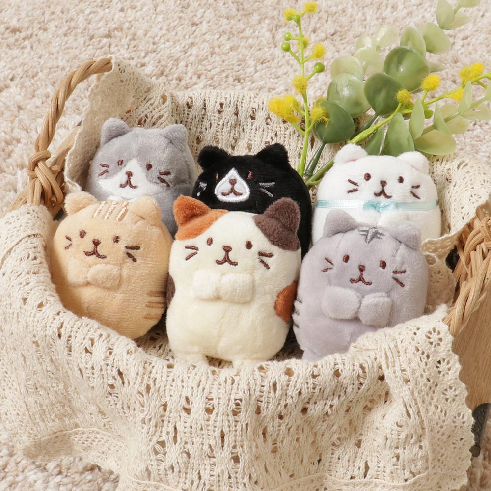 Fuku Fuku Nyanko マスコットS – HAPiNS online shop